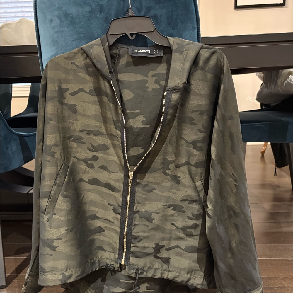 Camouflage Zip-Up Hoodie